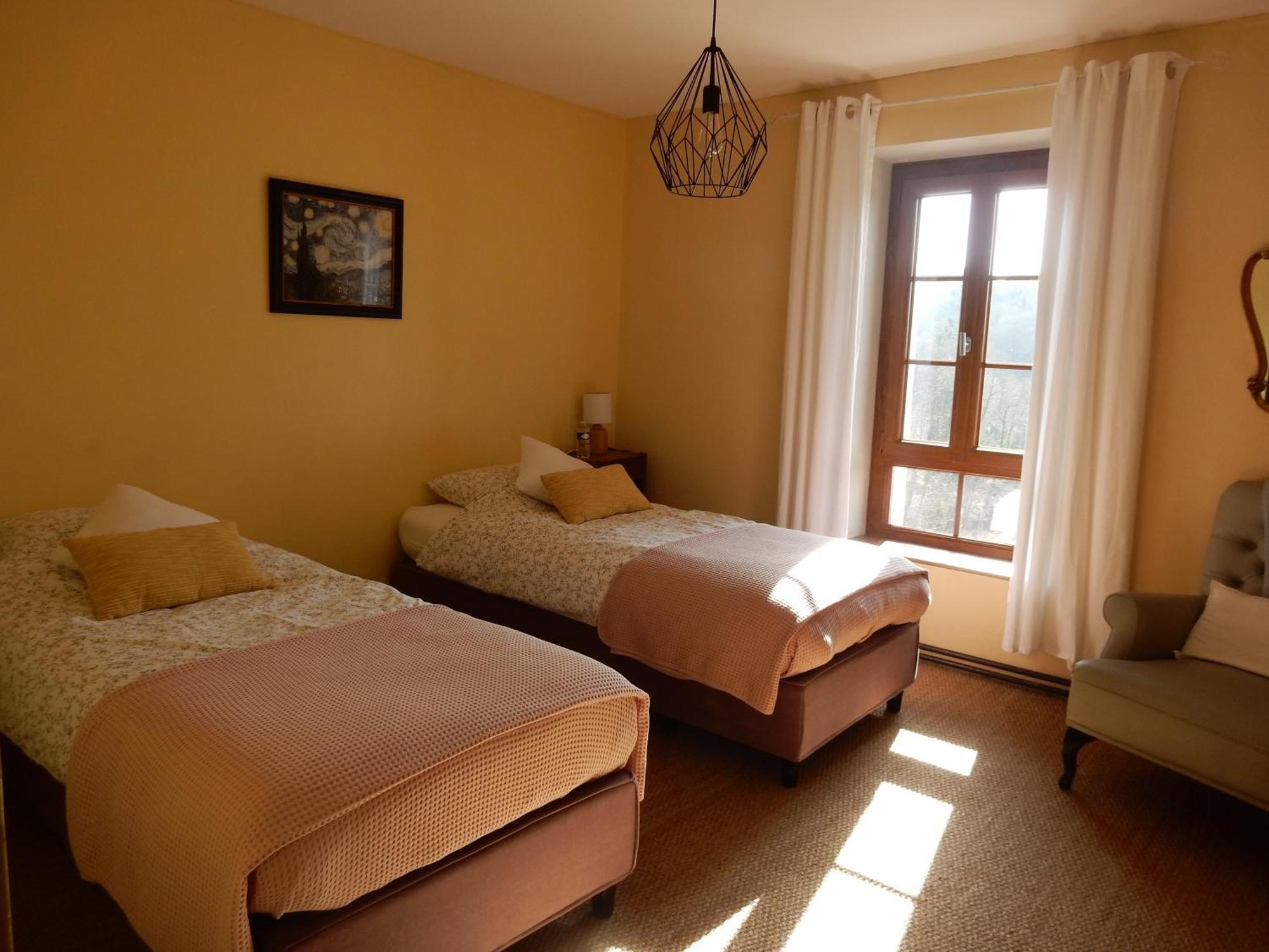 Chambre D'Hotes Le Puy Maury オニュ エクステリア 写真